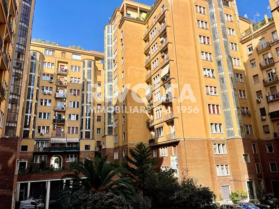 Immagine 23 di Ufficio in vendita  in Via Costantino Corvisieri a Roma