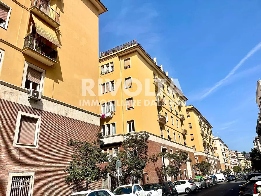Immagine 24 di Ufficio in vendita  in Via Costantino Corvisieri a Roma
