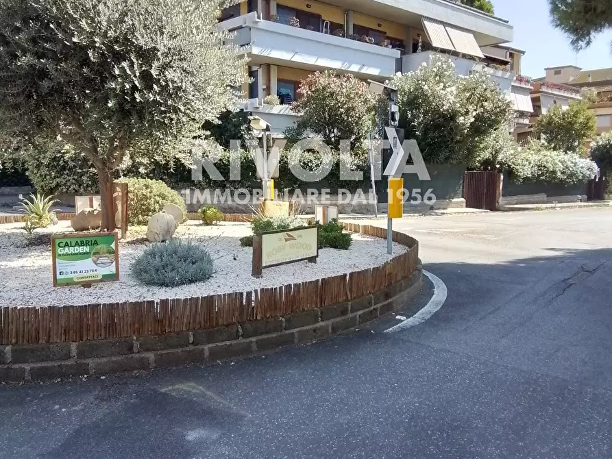 Immagine 15 di Appartamento in vendita  in Via Giulio Cesare a Santa Marinella