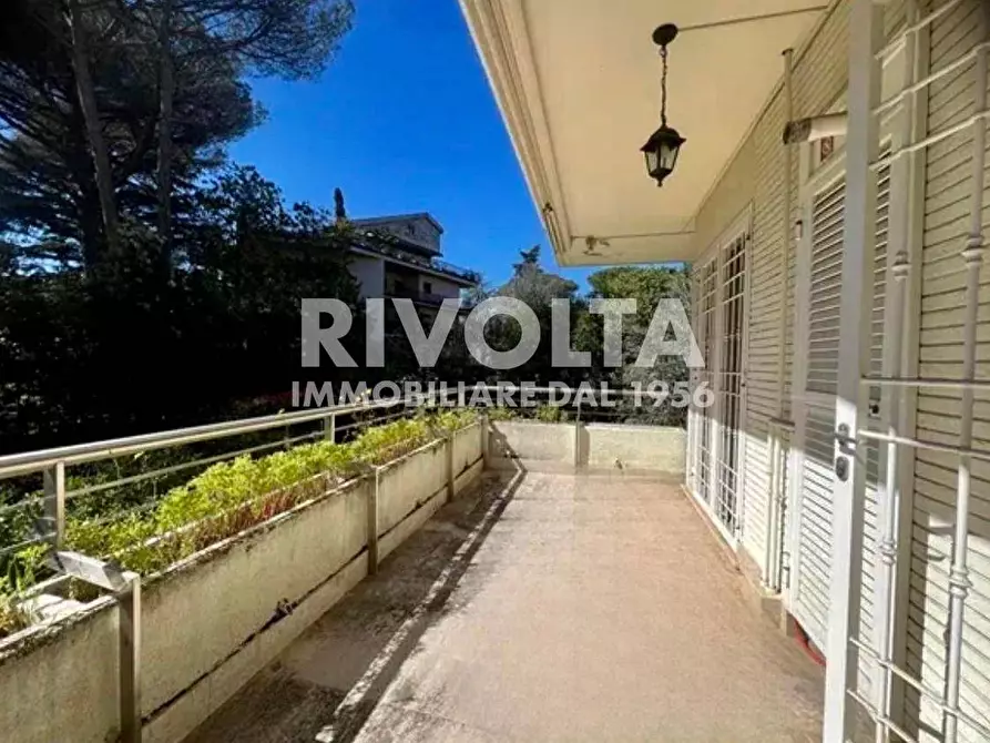 Immagine 6 di Appartamento in vendita  in VIA DEI MASSIMI a Roma