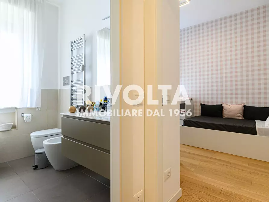 Immagine 34 di Appartamento in affitto  in Via Dei Monti Parioli a Roma