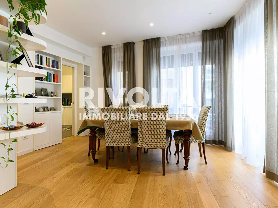 Immagine 5 di Appartamento in affitto  in Via Dei Monti Parioli a Roma