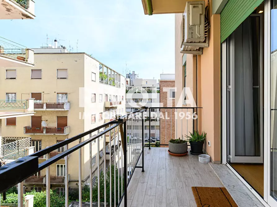 Immagine 49 di Appartamento in affitto  in Via Dei Monti Parioli a Roma