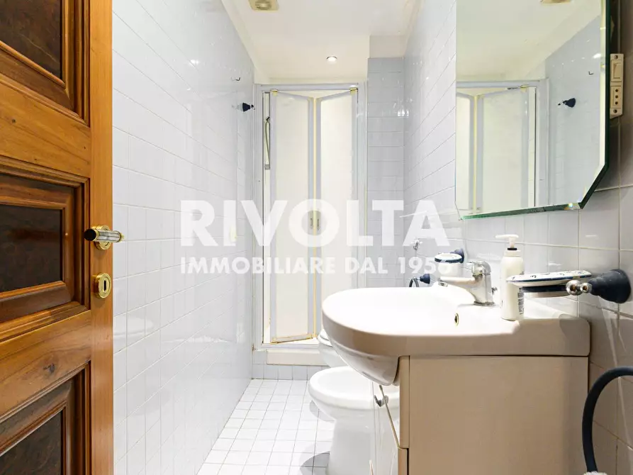 Immagine 26 di Appartamento in vendita  in Via Del Governo Vecchio 115 a Roma