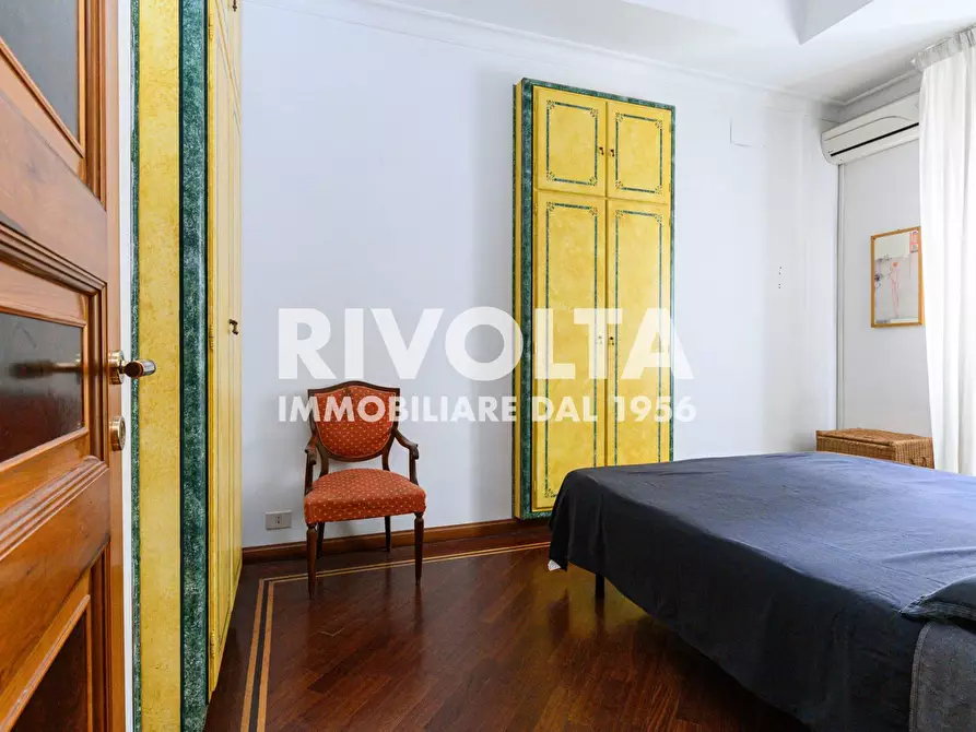 Immagine 27 di Appartamento in vendita  in Via Del Governo Vecchio 115 a Roma