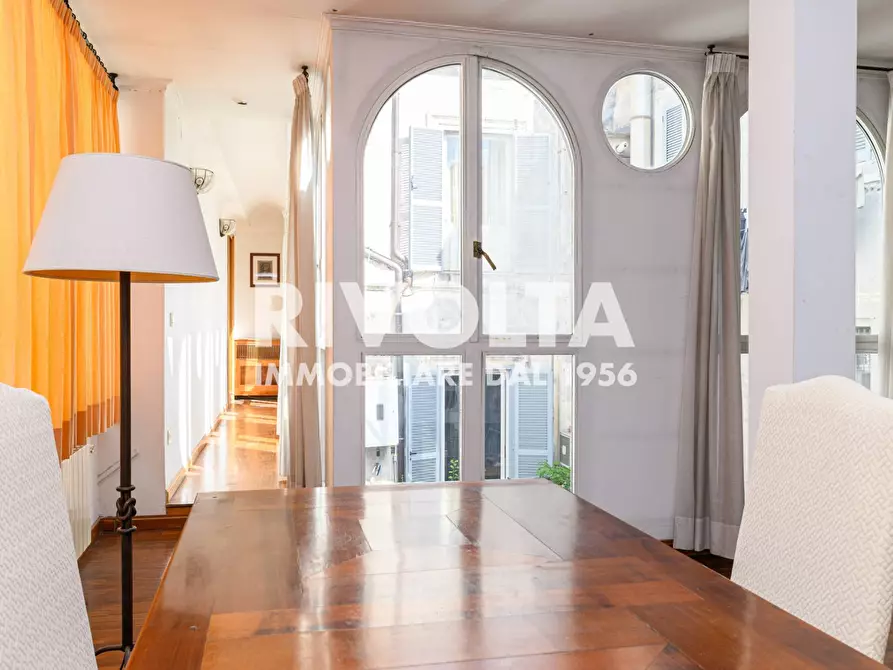 Immagine 5 di Appartamento in vendita  in Via Del Governo Vecchio 115 a Roma