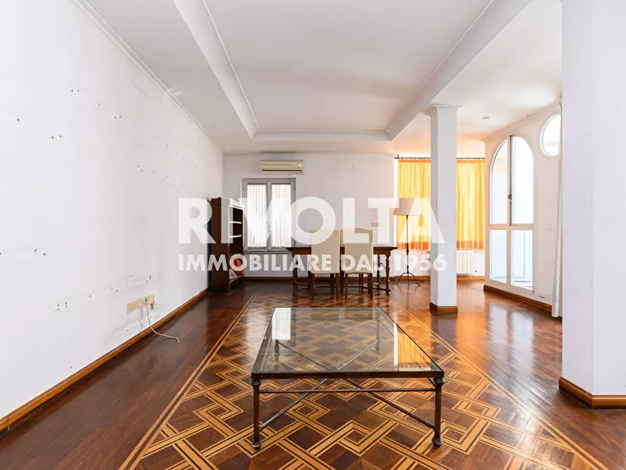 Immagine 42 di Appartamento in vendita  in Via Del Governo Vecchio 115 a Roma