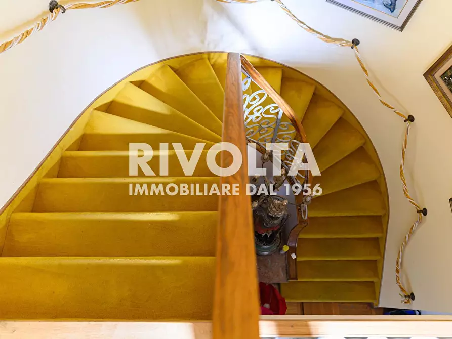 Immagine 4 di Attico in vendita  in Via Cassia a Roma