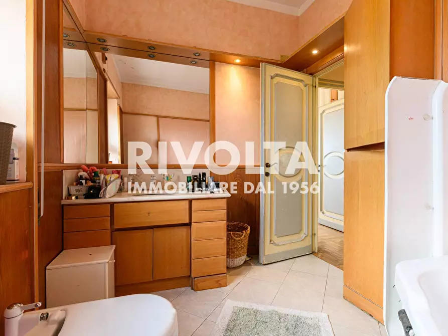 Immagine 9 di Attico in vendita  in Via Cassia a Roma