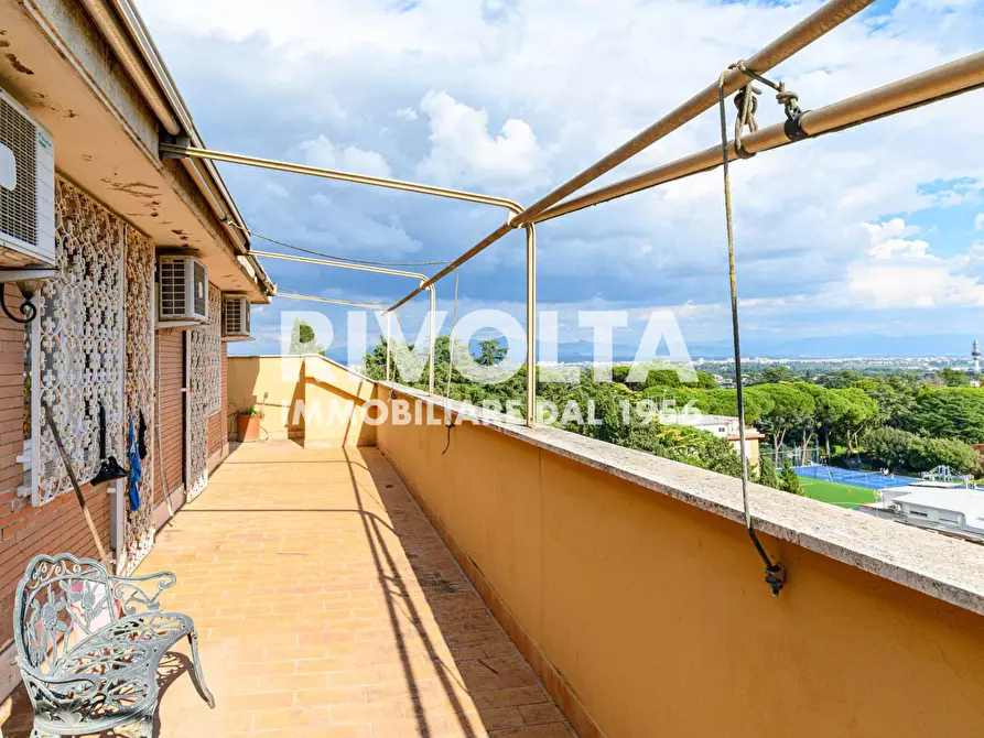 Immagine 15 di Attico in vendita  in Via Cassia a Roma