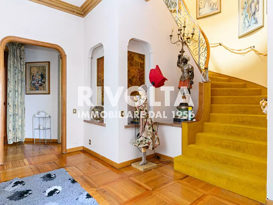 Immagine 26 di Attico in vendita  in Via Cassia a Roma