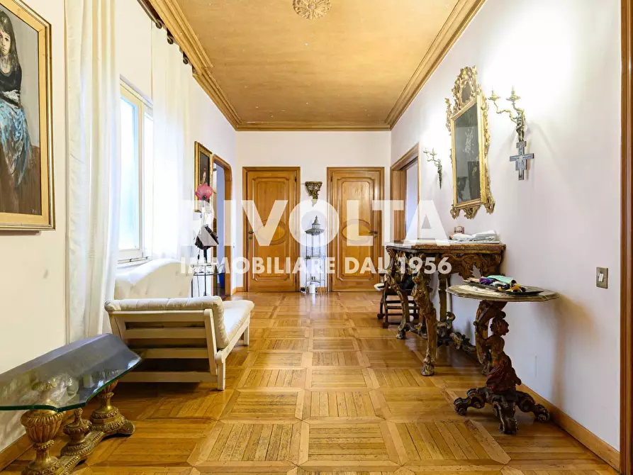 Immagine 29 di Attico in vendita  in Via Cassia a Roma