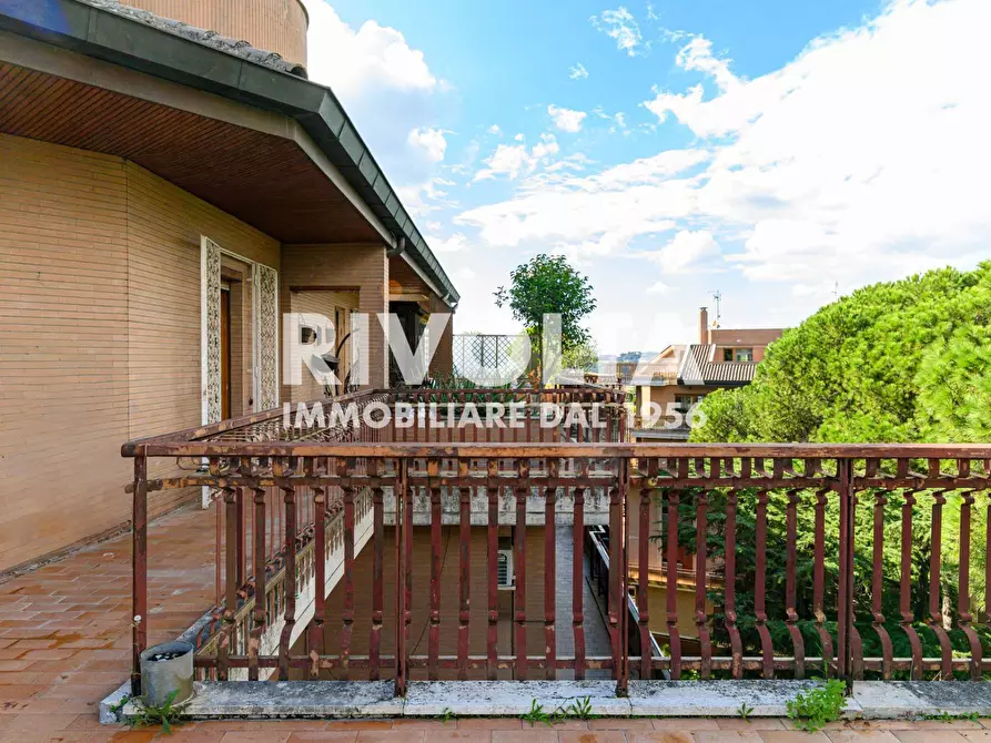 Immagine 37 di Attico in vendita  in Via Cassia a Roma