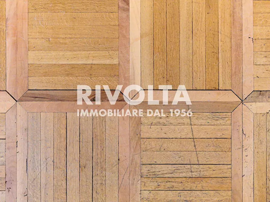 Immagine 52 di Attico in vendita  in Via Cassia a Roma