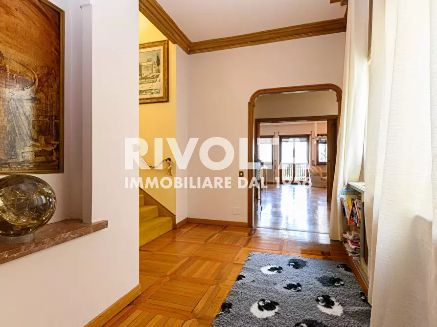 Immagine 58 di Attico in vendita  in Via Cassia a Roma