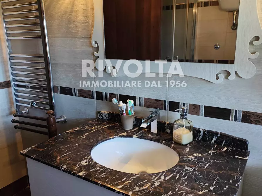 Immagine 38 di Villa in vendita  in via della pace 22n a Fiano Romano