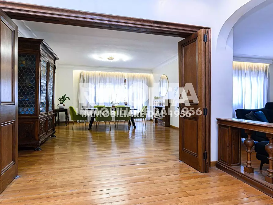 Immagine 8 di Appartamento in affitto  in Via Bevagna a Roma