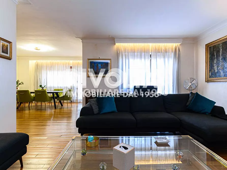 Immagine 15 di Appartamento in affitto  in Via Bevagna a Roma