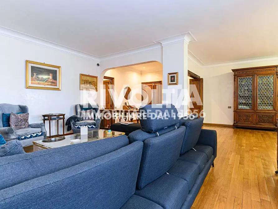 Immagine 17 di Appartamento in affitto  in Via Bevagna a Roma