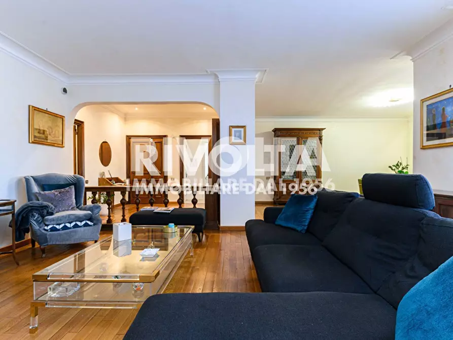 Immagine 18 di Appartamento in affitto  in Via Bevagna a Roma