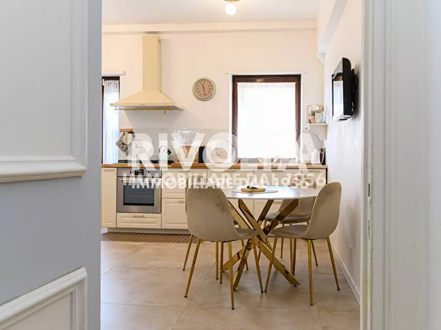 Immagine 20 di Appartamento in affitto  in Via Bevagna a Roma