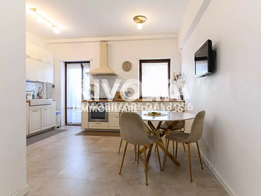 Immagine 22 di Appartamento in affitto  in Via Bevagna a Roma