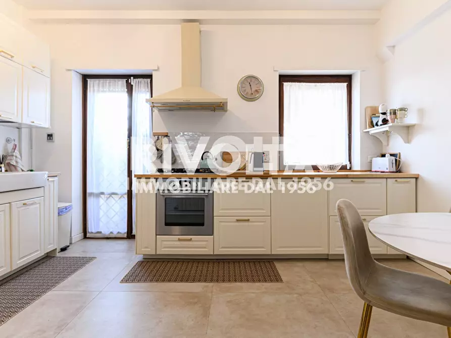 Immagine 24 di Appartamento in affitto  in Via Bevagna a Roma