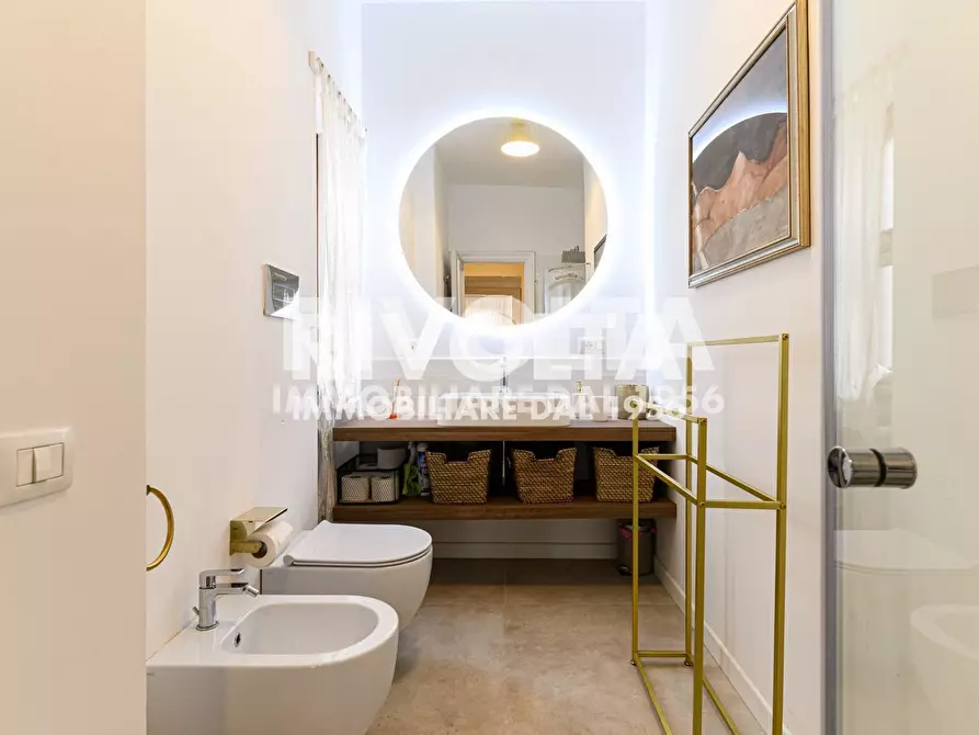 Immagine 38 di Appartamento in affitto  in Via Bevagna a Roma