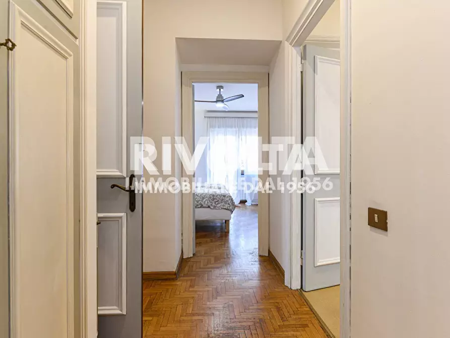 Immagine 41 di Appartamento in affitto  in Via Bevagna a Roma