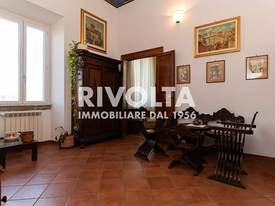 Immagine 17 di Appartamento in vendita  in Piazza Campo De' Fiori a Roma