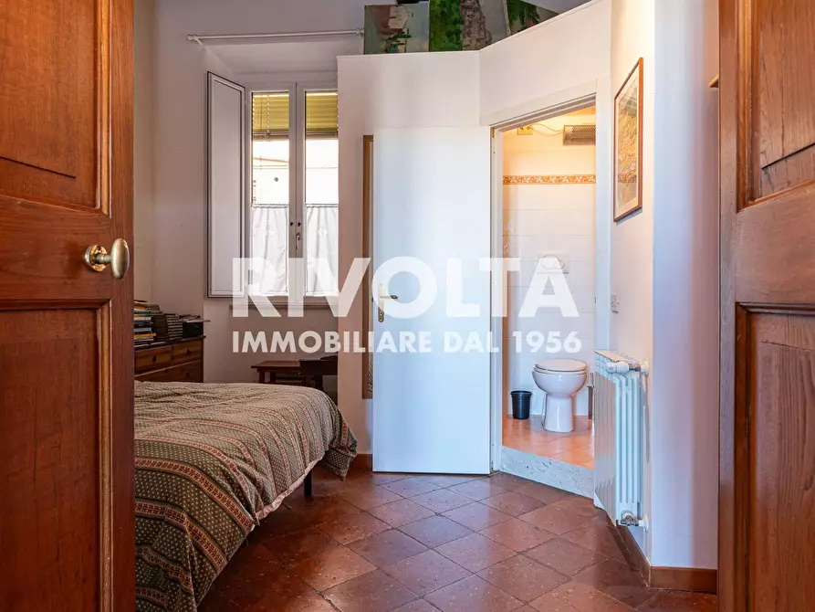 Immagine 40 di Appartamento in vendita  in Piazza Campo De' Fiori a Roma