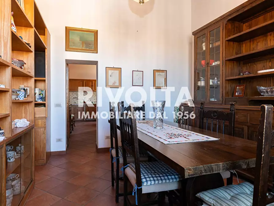 Immagine 48 di Appartamento in vendita  in Piazza Campo De' Fiori a Roma