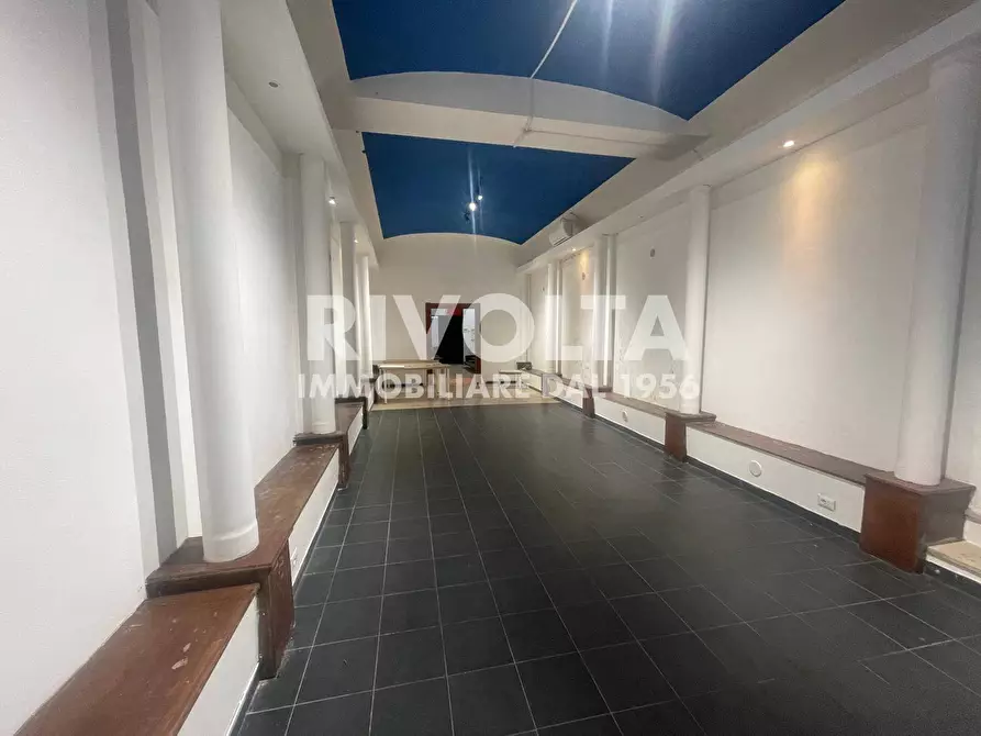 Immagine 19 di Magazzino in vendita  a Roma