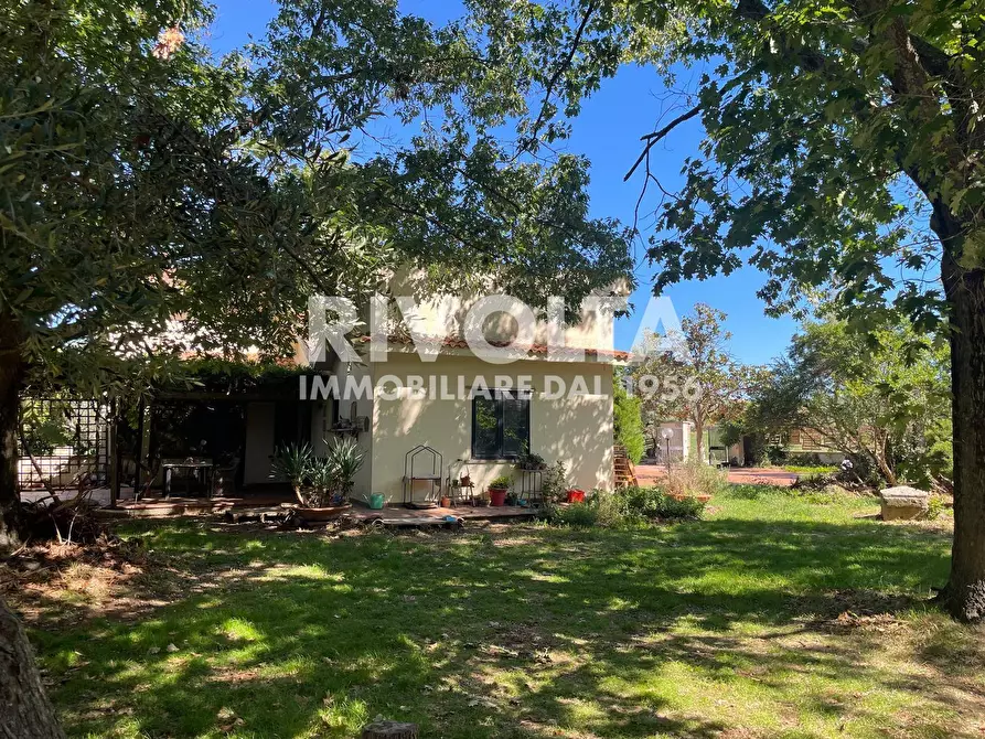 Immagine 3 di Villa in vendita  in strada signorino a Viterbo