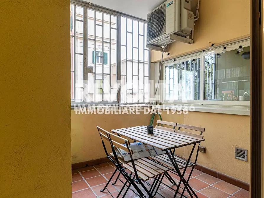 Immagine 10 di Appartamento in vendita  in Viale Giulio Cesare a Roma