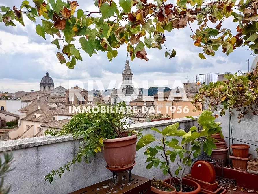 Immagine 36 di Attico in vendita  in Via Di Sant'eustachio a Roma