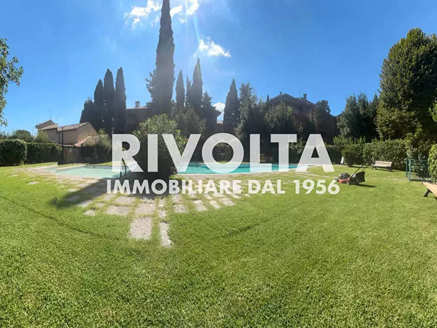 Immagine 1 di Appartamento in vendita  in Via Della Camilluccia a Roma