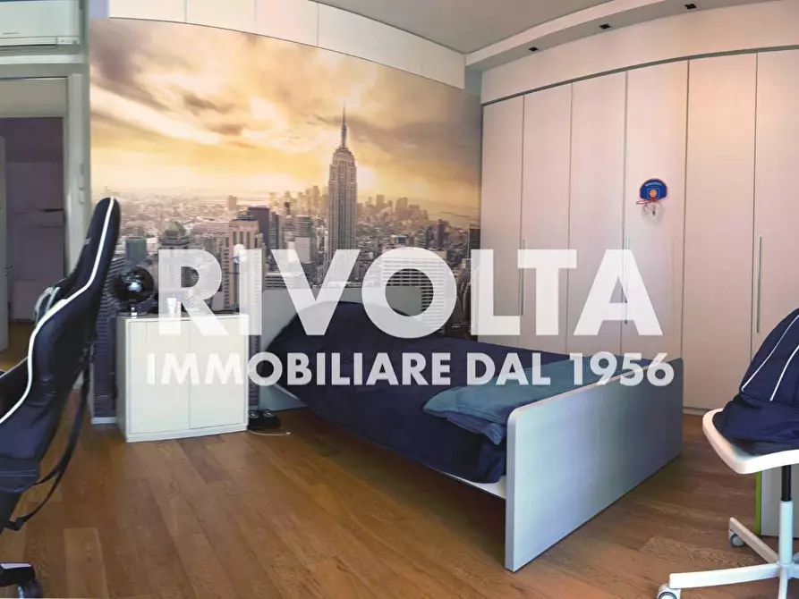 Immagine 12 di Appartamento in vendita  in Via Della Camilluccia a Roma