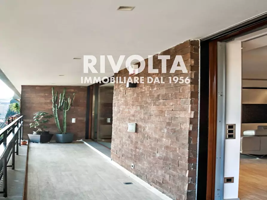 Immagine 28 di Appartamento in vendita  in Via Della Camilluccia a Roma
