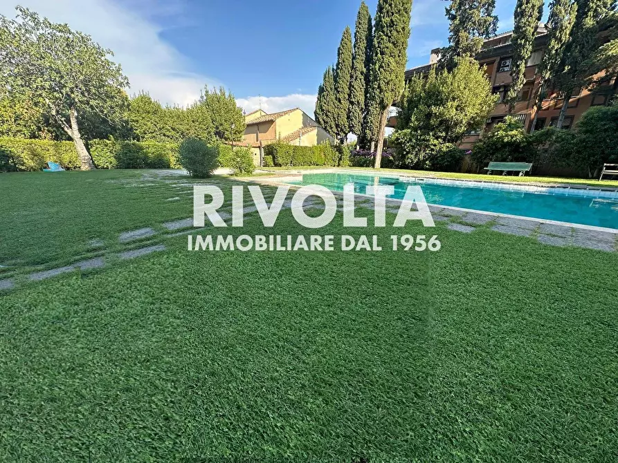 Immagine 36 di Appartamento in vendita  in Via Della Camilluccia a Roma