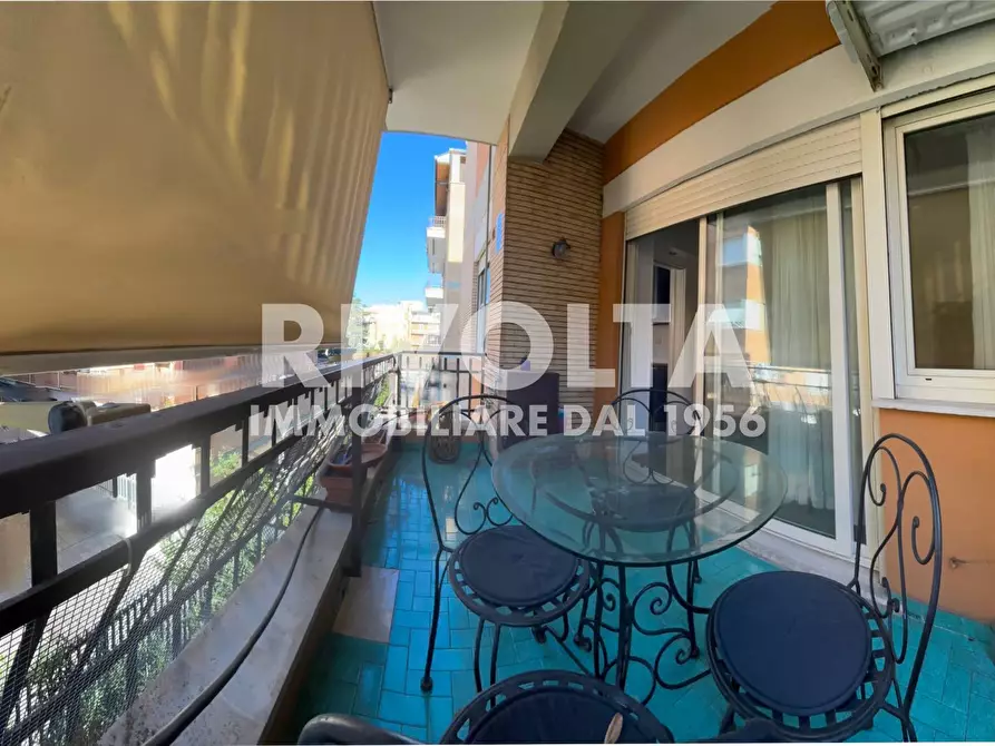 Immagine 23 di Appartamento in affitto  in Via Di Vigna Stelluti a Roma