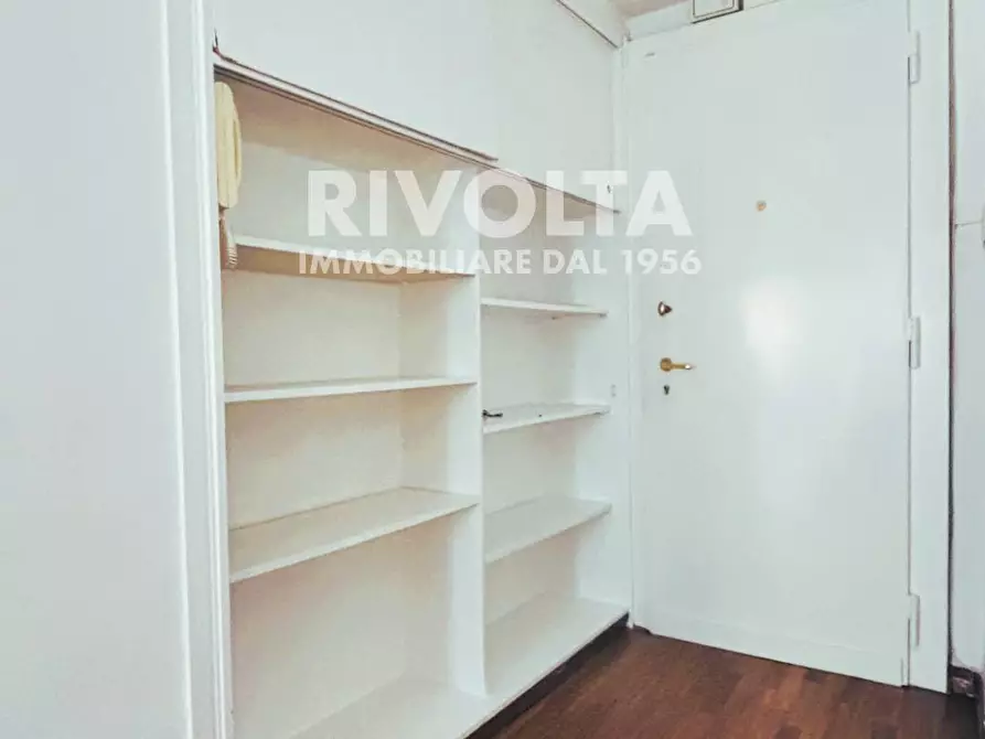 Immagine 6 di Appartamento in affitto  in Via Di Vigna Stelluti a Roma