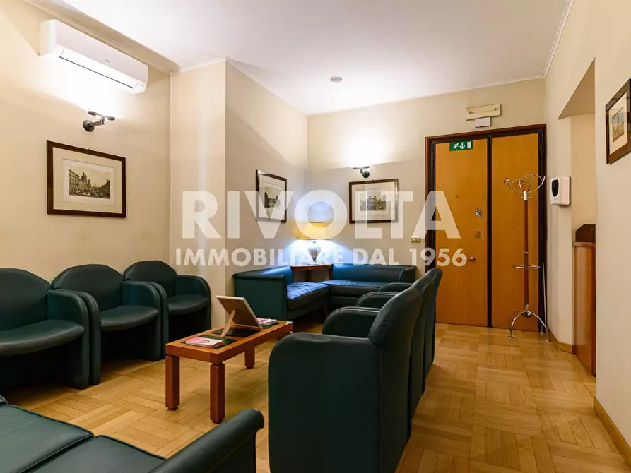 Immagine 5 di Appartamento in vendita  in Via Domenico Chelini a Roma