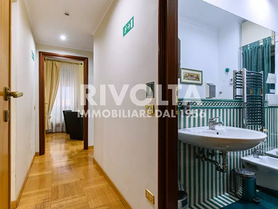 Immagine 8 di Appartamento in vendita  in Via Domenico Chelini a Roma