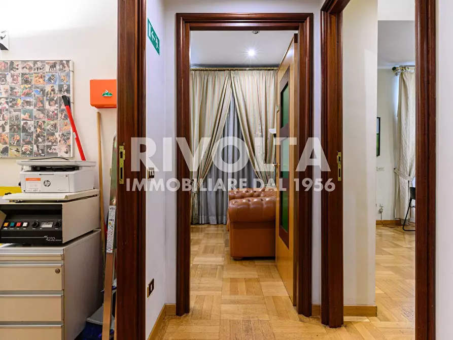 Immagine 13 di Appartamento in vendita  in Via Domenico Chelini a Roma