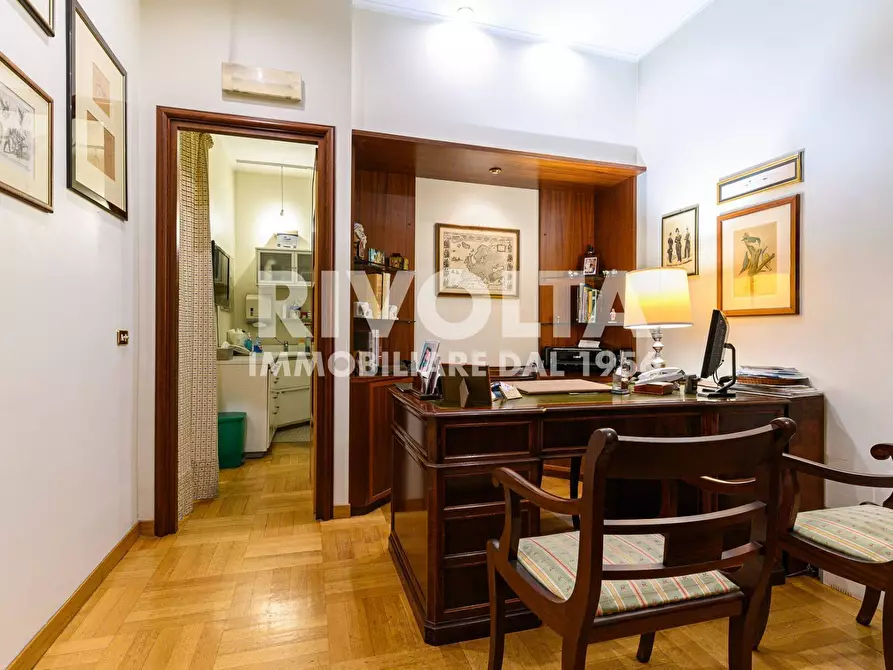 Immagine 15 di Appartamento in vendita  in Via Domenico Chelini a Roma