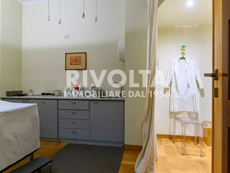 Immagine 21 di Appartamento in vendita  in Via Domenico Chelini a Roma