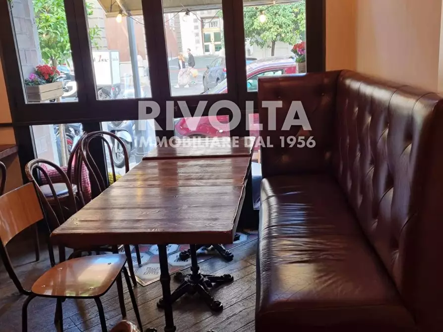 Immagine 3 di Attività commerciale in vendita  in Piazza Barberini a Roma