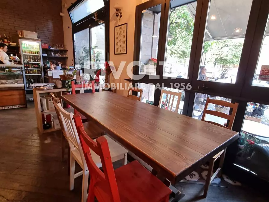 Immagine 16 di Attività commerciale in vendita  in Piazza Barberini a Roma