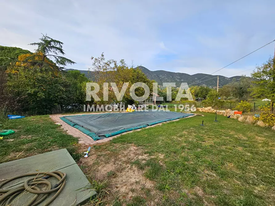 Immagine 34 di Villa in vendita  in strada di santa maria la rocca a Terni